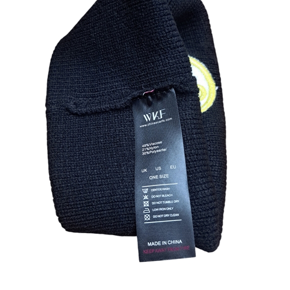 NWT Unisex Beanie Black/Gold One Size Poly Blend Soft Warm Stocking Stuffer - Picture 7 of 10